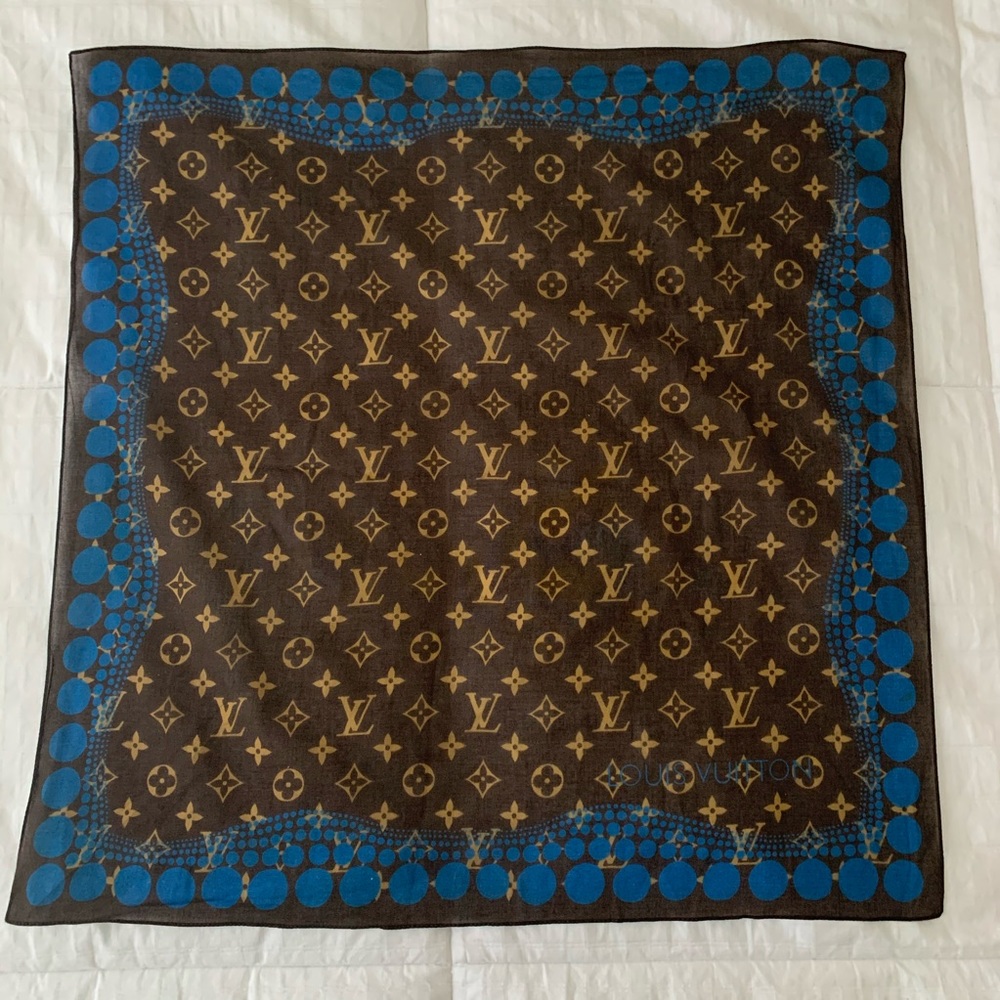 Louis Vuitton x Yayoi Kusama scarf